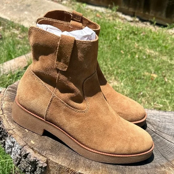 Lucky Brand Rhetty leather suede pull on booties in caramel tan NWOB Sz-9M.Q